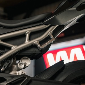 BMW S1000RR M1000RR - Zaślepki podn&oacute;żk&oacute;w